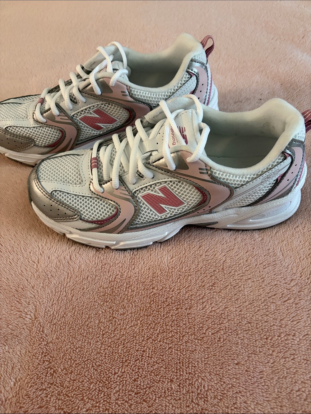 Girls New Balance 530 Sneakers